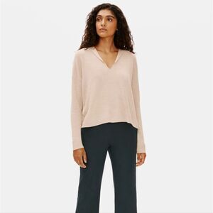 Eileen Fisher Ultrafine 100% Merino Wool Hooded Cropped Sweater wirh V Neck